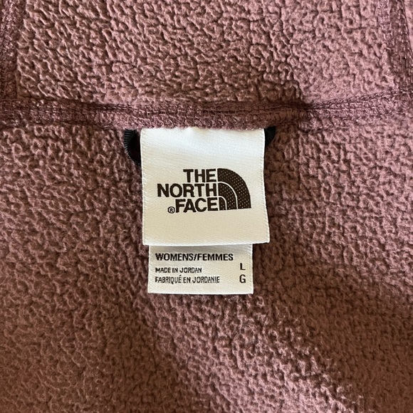 The North Face Women's Fleece Jacket - - Picture 3 of 7